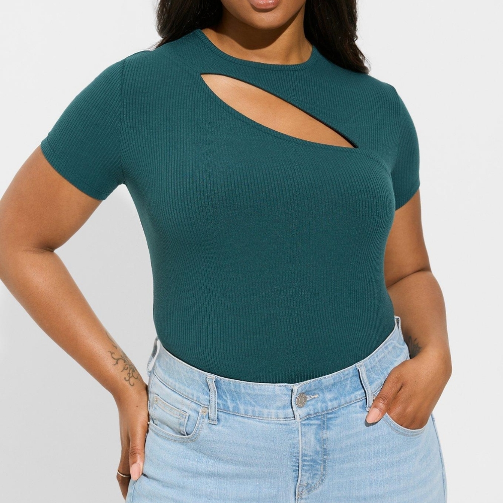 〰️Torrid〰️ Fitted Super Soft Rib Crew Neck Asymmetrical Cut Out Tee Deep Teal 3X